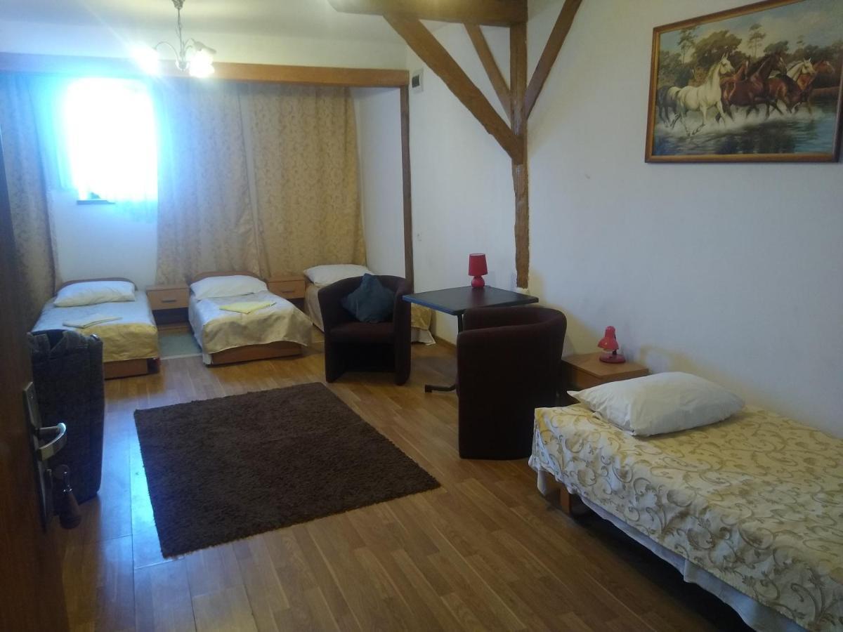 Zajazd Eljan-Centrum Noclegowe Olsztyn (Warmian-Masurian) Exterior foto